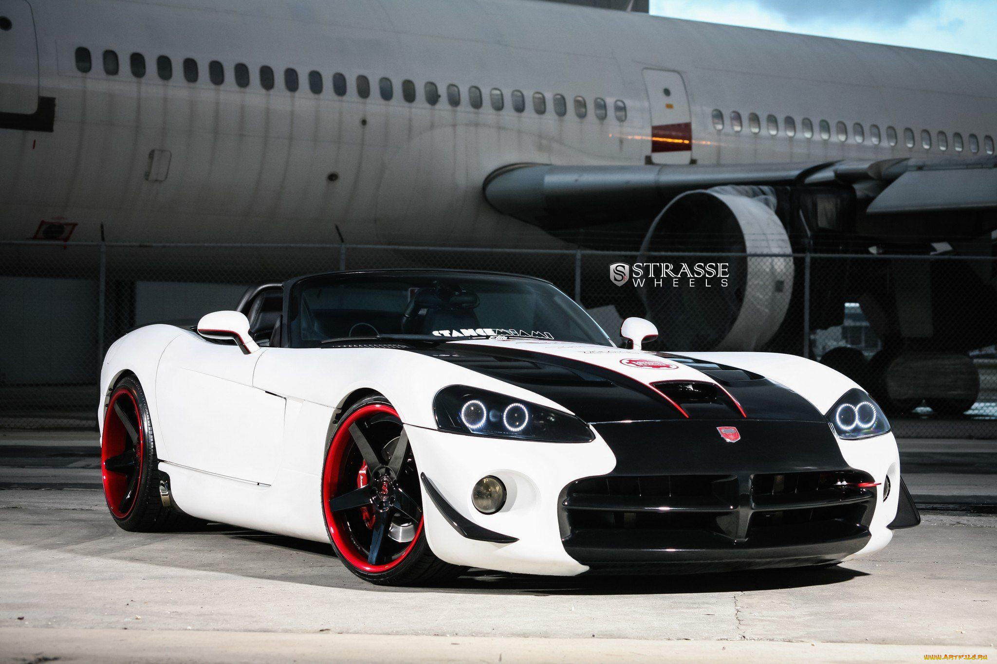 Dodge Viper srt 10